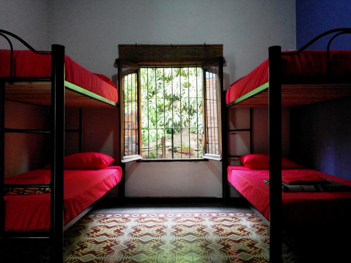 Raiz Hostel Medellín Exterior foto